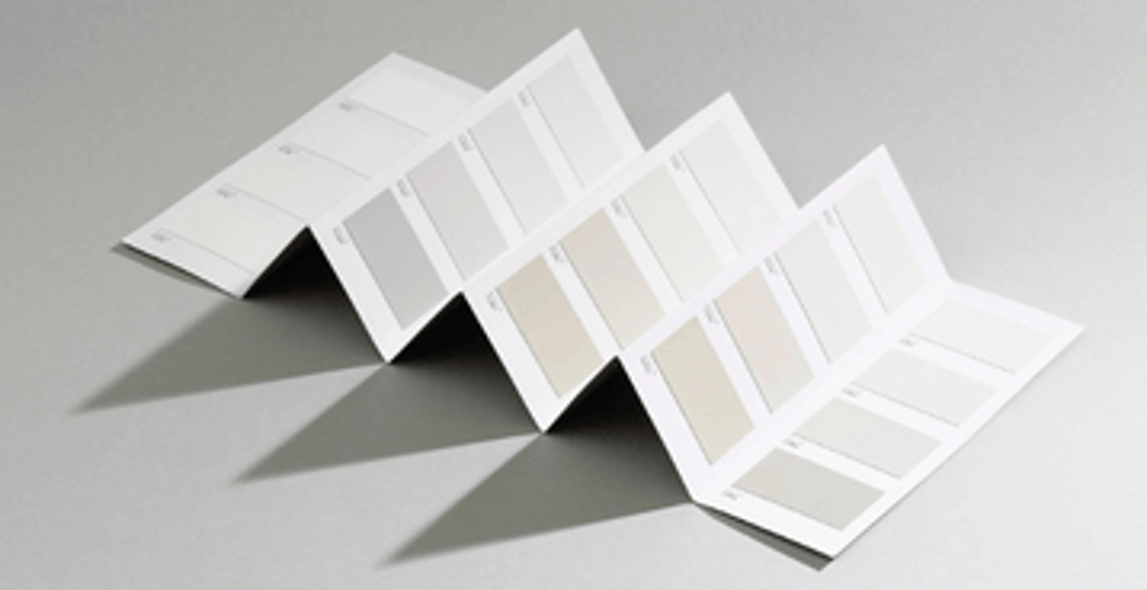 Wzornik kolorów Colour Card Flügger 32 prezentujący paletę 32 stonowanych kolorów bazowych Flügger.